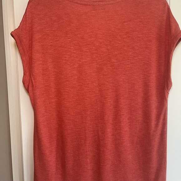 Jessica Simpson Womens Medium Orange-Red Cap Sleeve Relaxed V-neck shirt - Picture 6 of 7